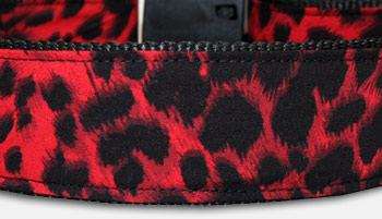 Rotes Leoparden - Halsband